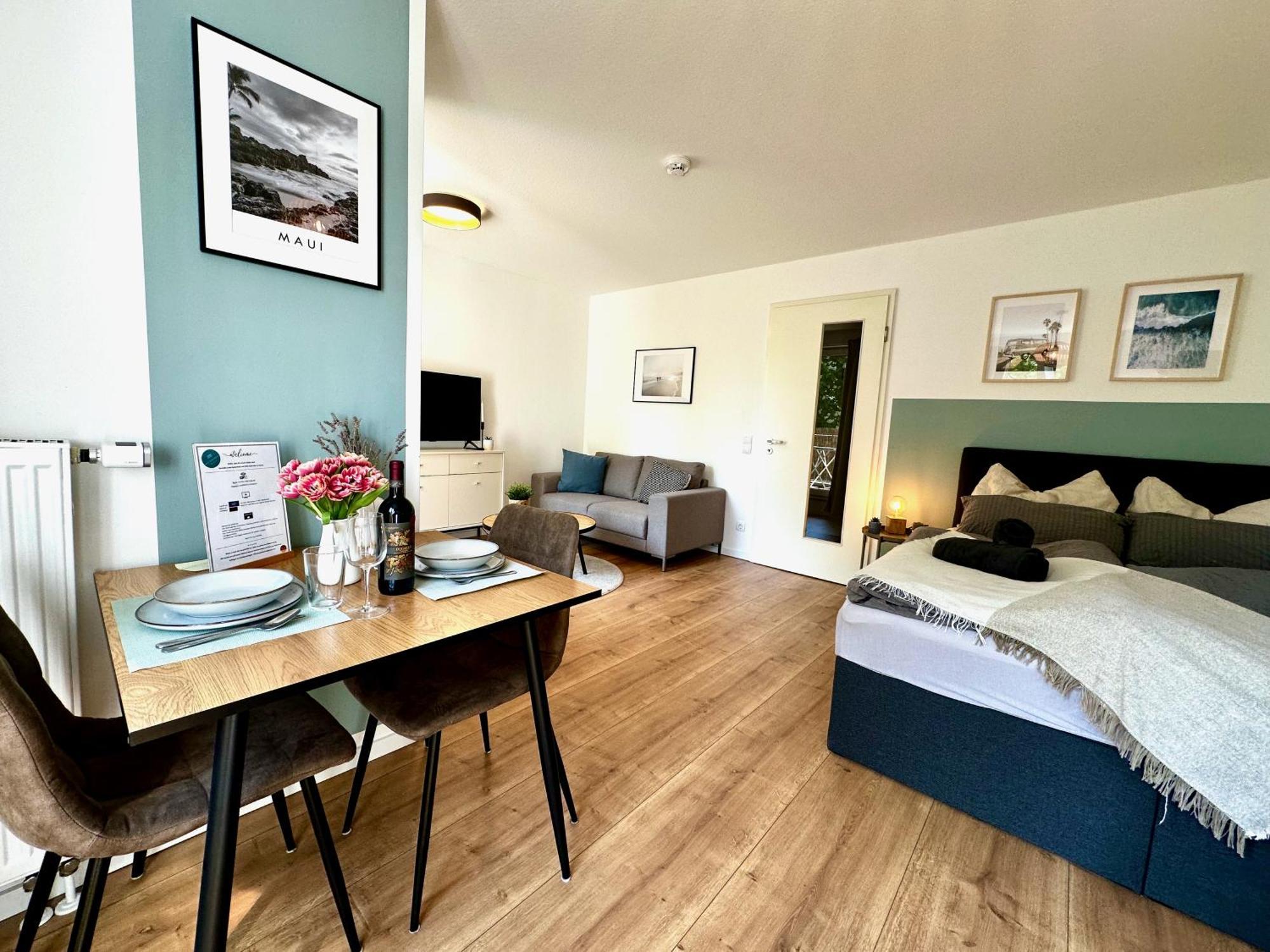 Gemuetliches 1R Apartment Mit Balkon, Parking, Tv Streaming Magdeburgo Exterior foto